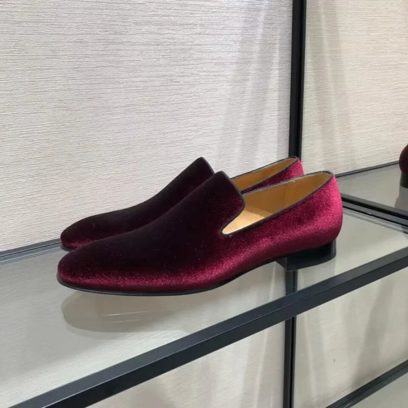 Italy Fashion Men Velvet Loafers High Quality Slip On Dress Shoes For Men Luxury Flats Casual Shoes Men's Party And Wedding Shoe
